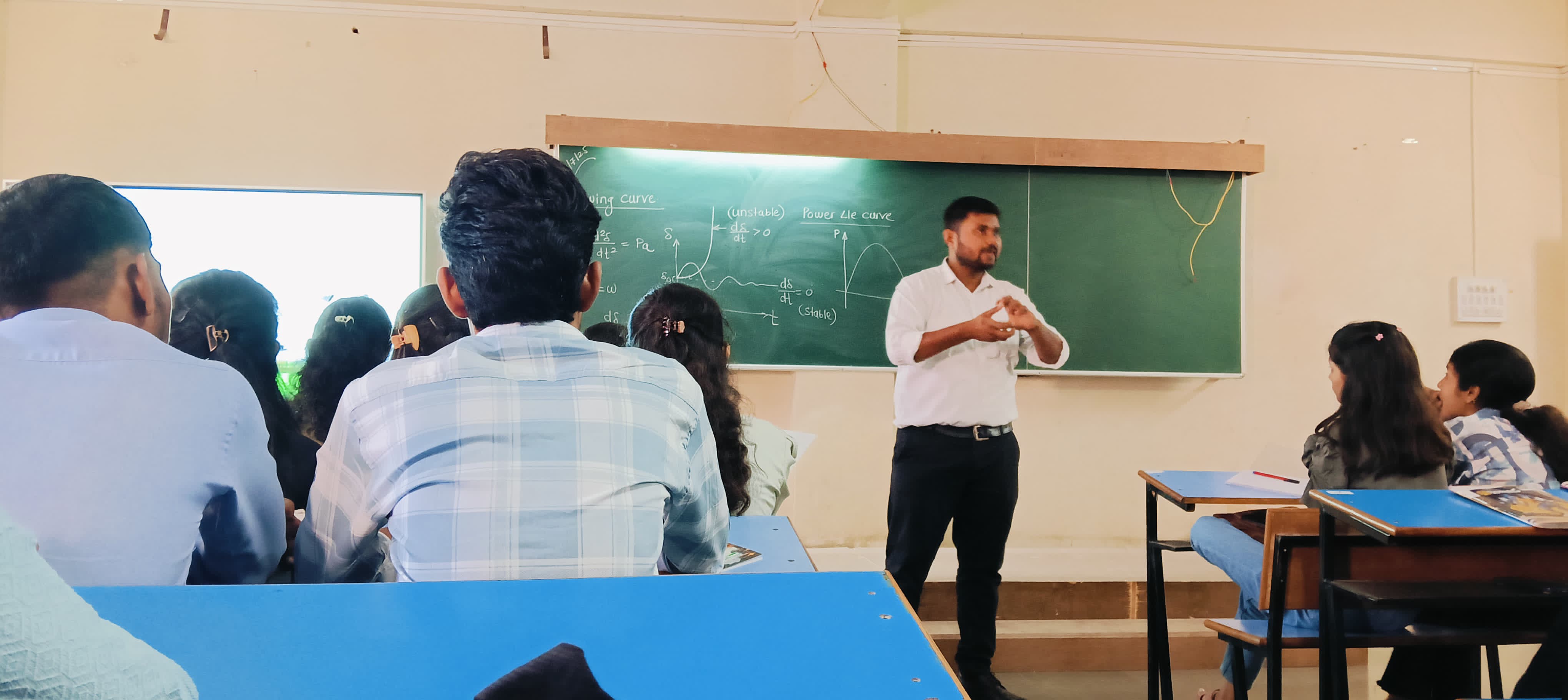 Embedded career opportunities and embedded jobs presentation in Pune