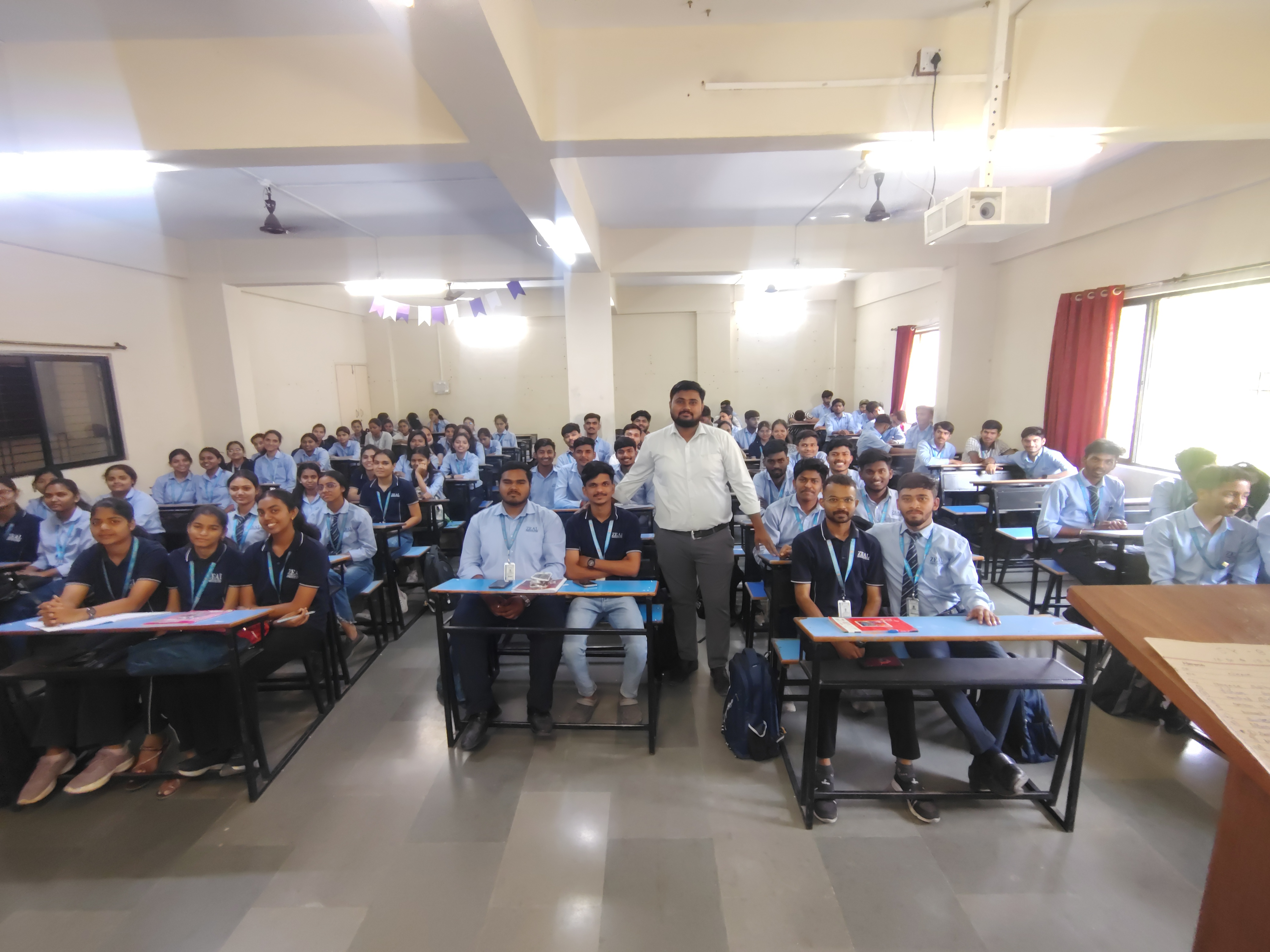 Embedded systems internship session for Electrical Engineering students at Zeal College Pune