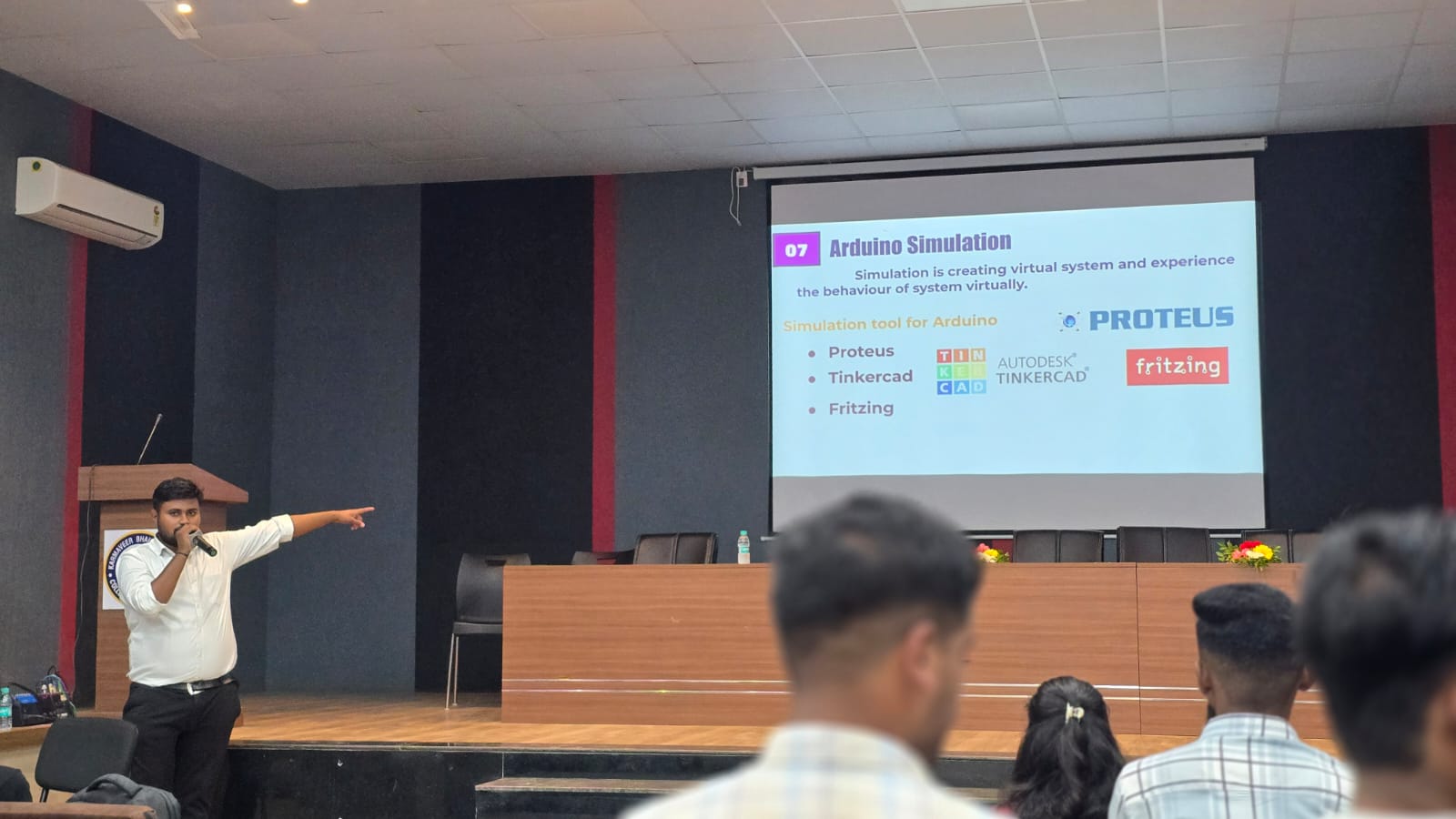 Arduino simulation and IoT concepts presentation during a workshop at Karmaveer Bhaurao Patil College of Engineering Satara